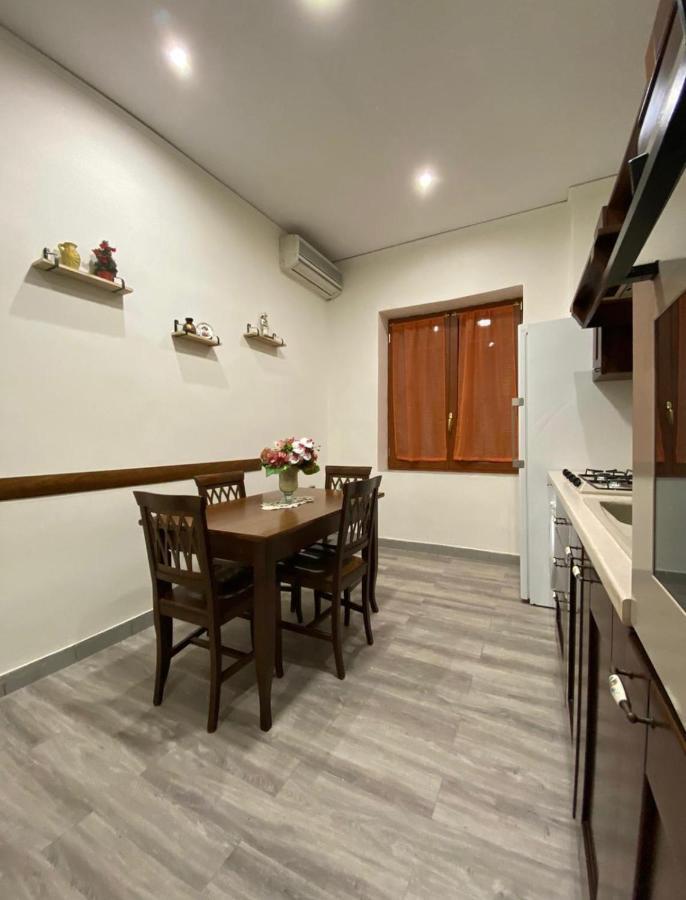 Da Rosalba Apartment Наполи Екстериор снимка