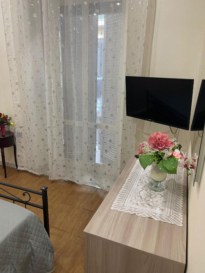 Da Rosalba Apartment Наполи Екстериор снимка
